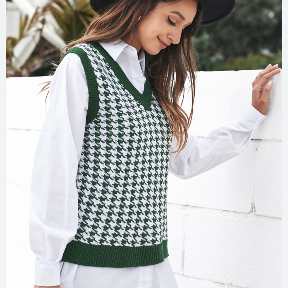 Sdencin Green and White Houndstooth Sweater Vest size large